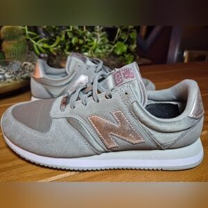 New Balance Women's Gray Sneakers with Rose Gold Logo